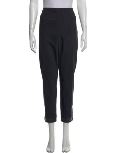Pre-owned St John Skinny Leg Pants In Black