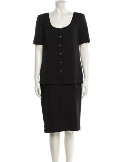 Pre-owned St John Skirt Set In Black