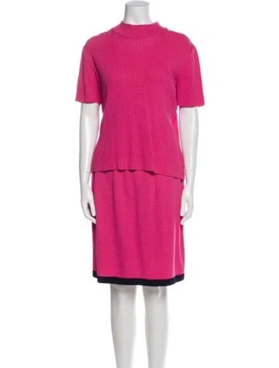 Pre-owned St John Skirt Set In Pink