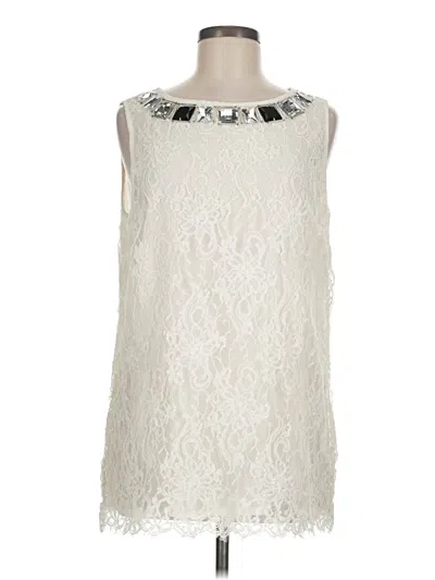 Pre-owned St John Sleeveless Blouse In Ivory