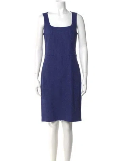 Pre-owned St John Square Neckline Knee-length Dress