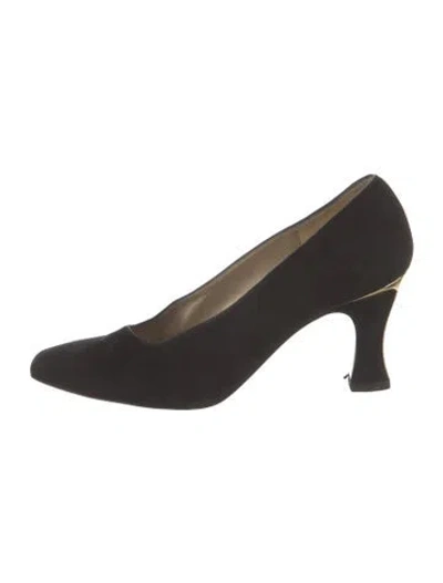 Pre-owned St John Suede Pumps