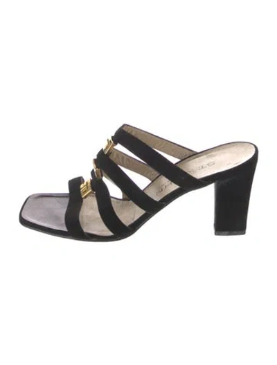 Pre-owned St John Suede Sandals In Black