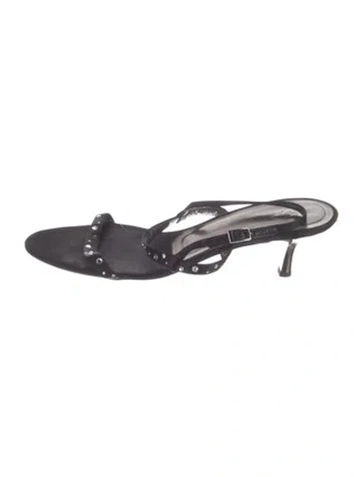 Pre-owned St John Suede Sandals In Grey