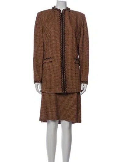 Pre-owned St John Tweed Pattern Embroidered Accent Skirt Suit In Multi