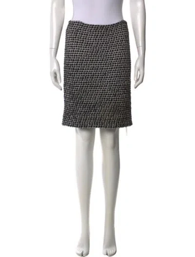 Pre-owned St John Tweed Pattern Knee-length Skirt In Black