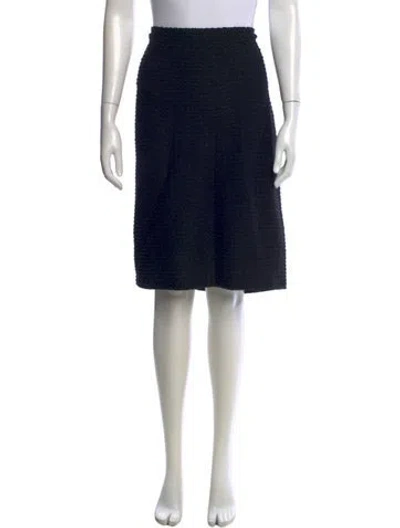 Pre-owned St John Tweed Pattern Knee-length Skirt In Black