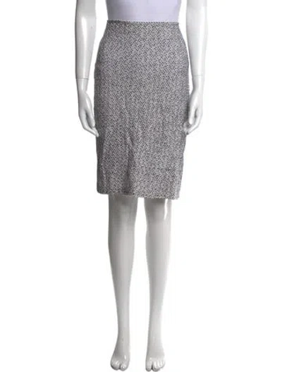 Pre-owned St John Tweed Pattern Knee-length Skirt In Neutral