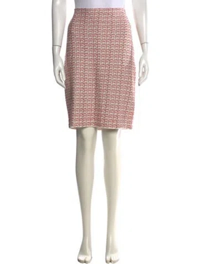 Pre-owned St John Tweed Pattern Knee-length Skirt In Pink