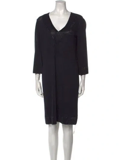 Pre-owned St John V-neck Knee-length Dress In Black