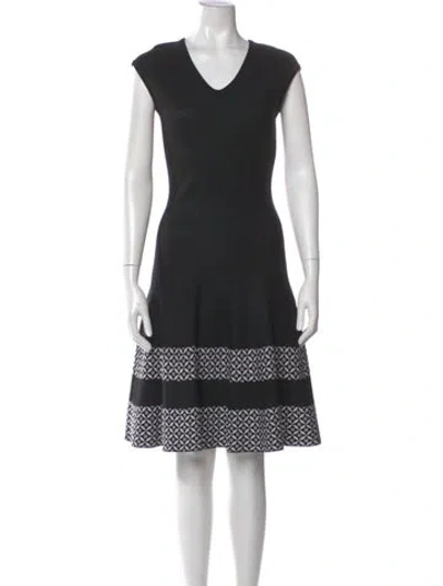 Pre-owned St John V-neck Knee-length Dress In Black