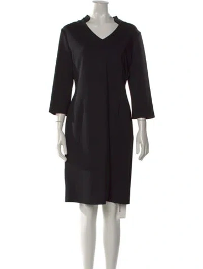 Pre-owned St John V-neck Knee-length Dress In Black