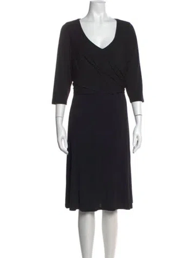 Pre-owned St John V-neck Knee-length Dress In Black