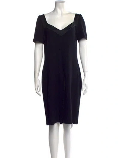 Pre-owned St John V-neck Knee-length Dress In Blue