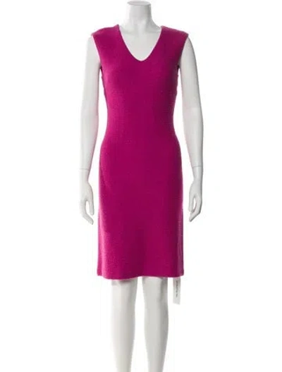 Pre-owned St John V-neck Knee-length Dress In Pink