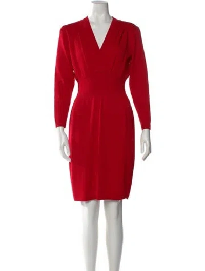 Pre-owned St John V-neck Knee-length Dress In Red