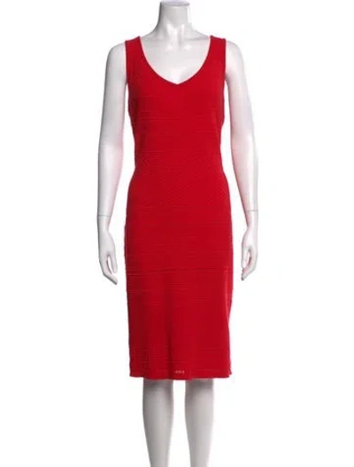 Pre-owned St John V-neck Knee-length Dress In Red
