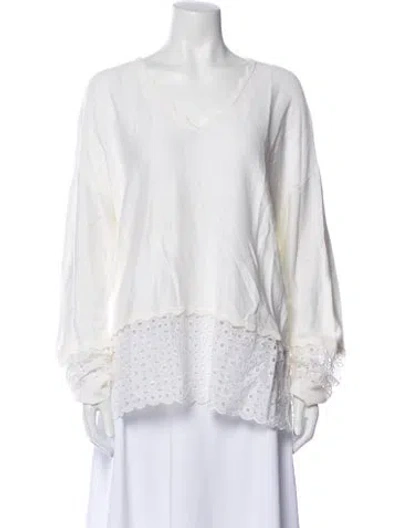 Pre-owned St John V-neck Long Sleeve Blouse In Neutral