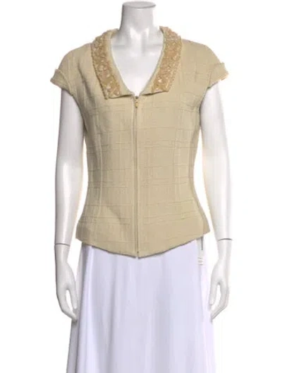 Pre-owned St John V-neck Short Sleeve Top In Neutral
