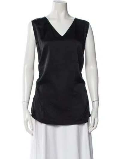 Pre-owned St John V-neck Sleeveless Top In Gray