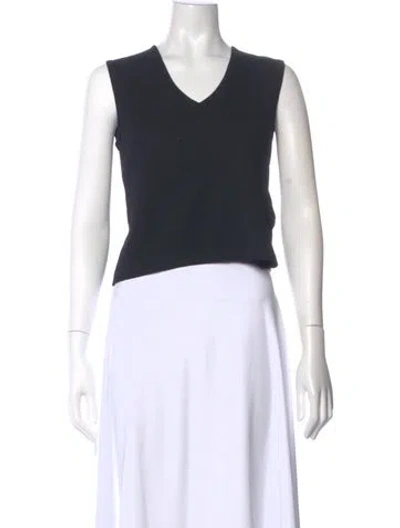 Pre-owned St John V-neck Sleeveless Top In White