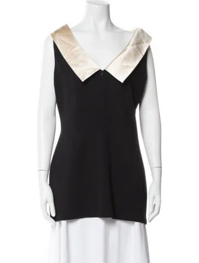 Pre-owned St John V-neck Sweater In Black