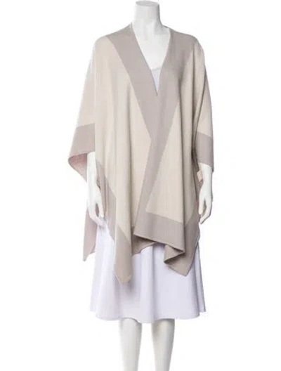 Pre-owned St John V-neck Sweater In Gray