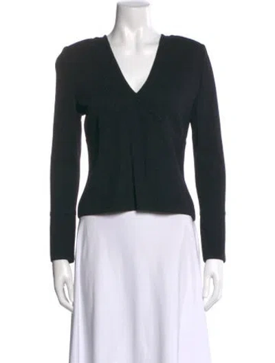 Pre-owned St John V-neck Sweater In Green