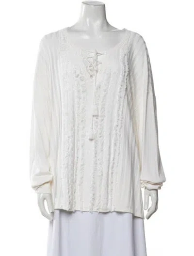 Pre-owned St John V-neck Sweater In Neutrals