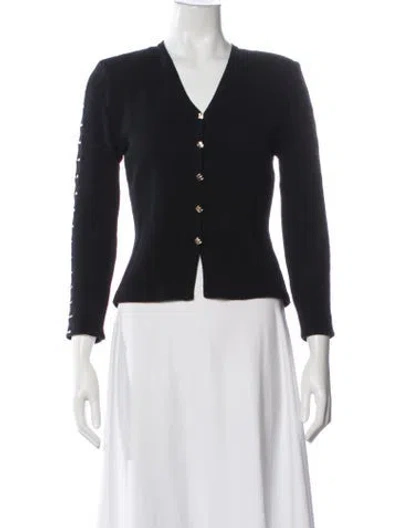Pre-owned St John V-neck Sweater In White