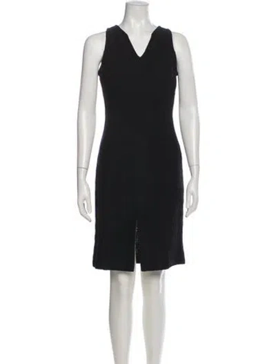 Pre-owned St John Wool Knee-length Dress In Black