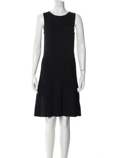 Pre-owned St John Wool Knee-length Dress In Black