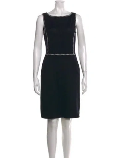 Pre-owned St John Wool Knee-length Dress In Black