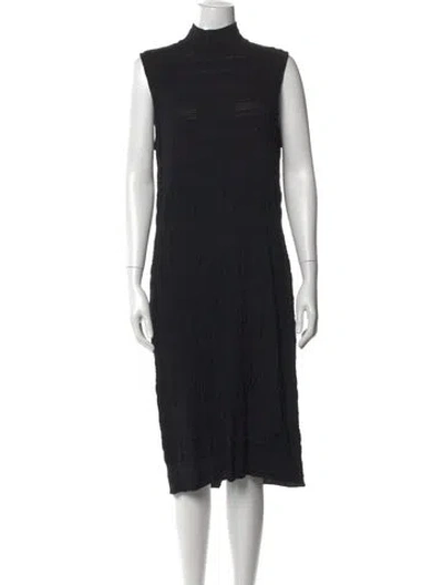 Pre-owned St John Wool Knee-length Dress In Black