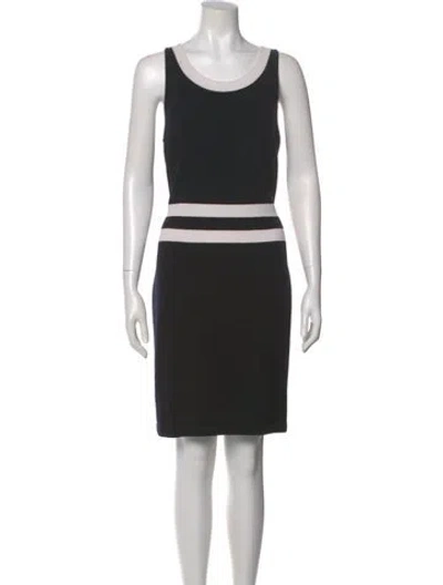 Pre-owned St John Wool Knee-length Dress In Blue