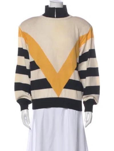Pre-owned St John Wool Striped Sweater
