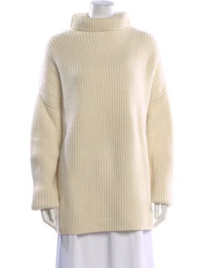 Pre-owned St John Wool Turtleneck Sweater In Neutral