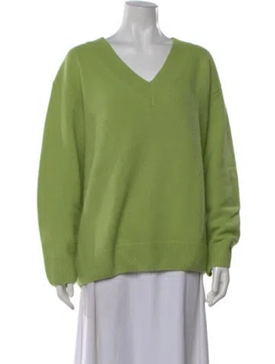 Pre-owned St John Wool V-neck Sweater In Green