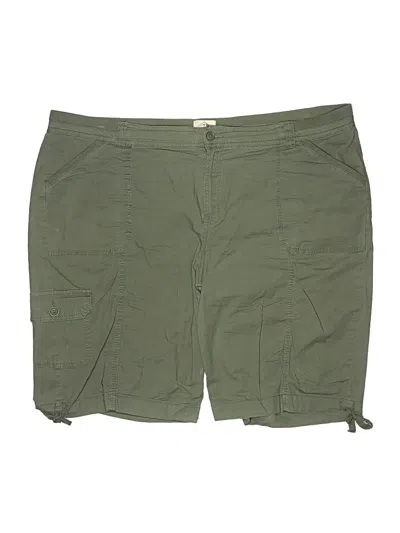 Pre-owned St. John's Bay Cargo Shorts In Green