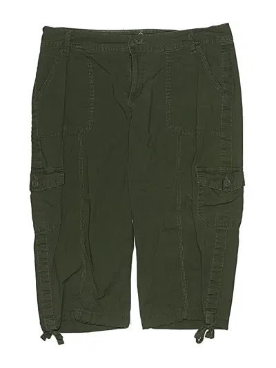 Pre-owned St. John's Bay Cargo Shorts In Green