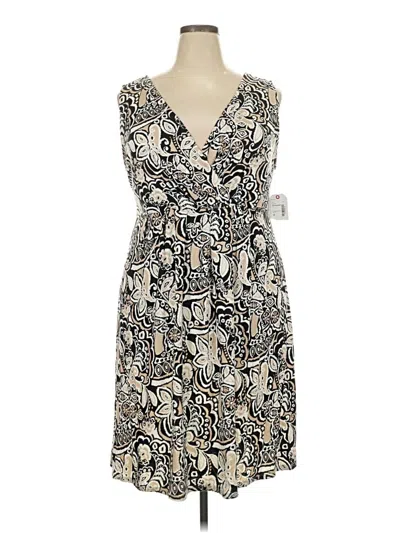 Pre-owned St. John's Bay Casual Dress In Tan