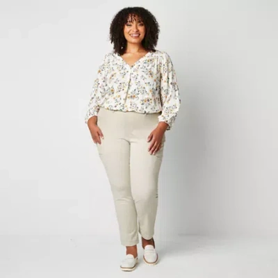 St. John's Bay Womens Plus Adaptive Easy-on + Easy-off Seated Wear Slim Mid Rise Trouser In Sand