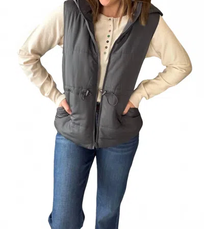 Staccato Full Zip Vest In Charcoal In Blue