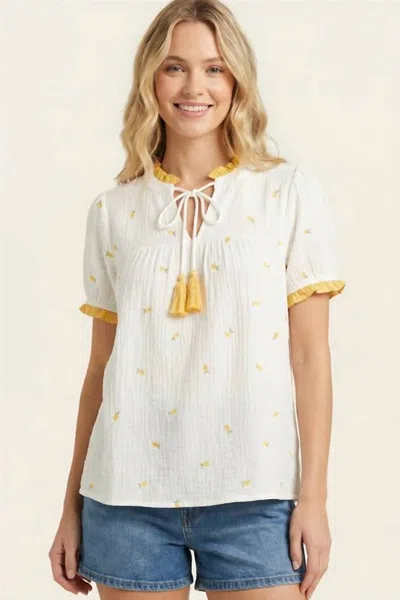 Staccato Lemon Top In Yellow In White
