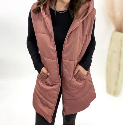 Staccato Long Puffer Vest In Marsala In Pink