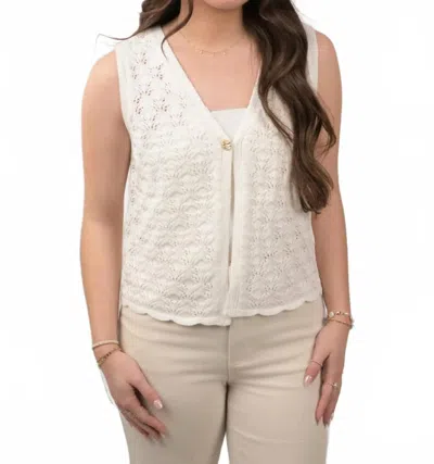 Staccato Naya Open Front Knit Vest In White