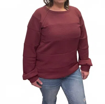 Staccato Terry Textured Sweater In Burgundy In Red