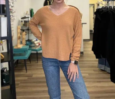Staccato V-neck Raw Edge Seam Pullover Sweater In Gold In Brown