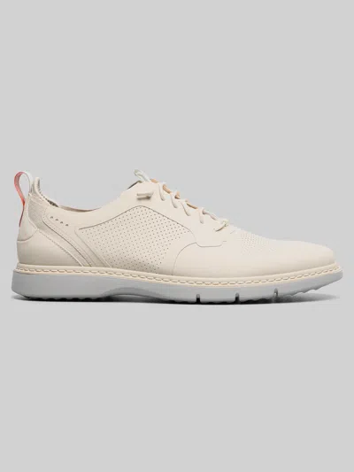 Stacy Adams Synchro Plain Toe Elastic Lace Up Oxfords In White