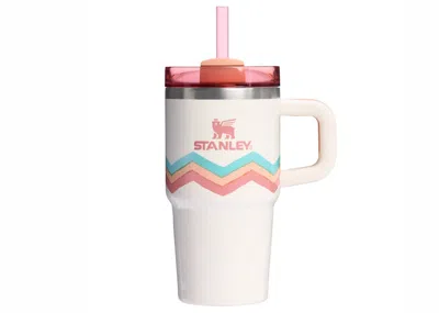 Pre-owned Stanley Flowstate Quencher 20oz Tumbler In Cream/egg/cellence